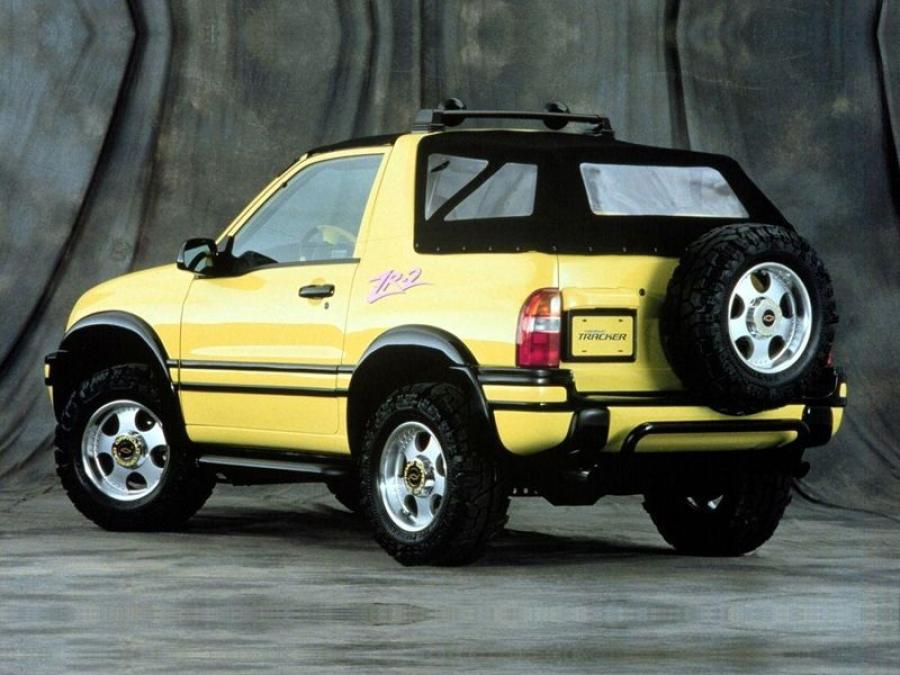  Chevrolet Tracker ZR2 Convertible 2003 года  (фото 2 из 2)